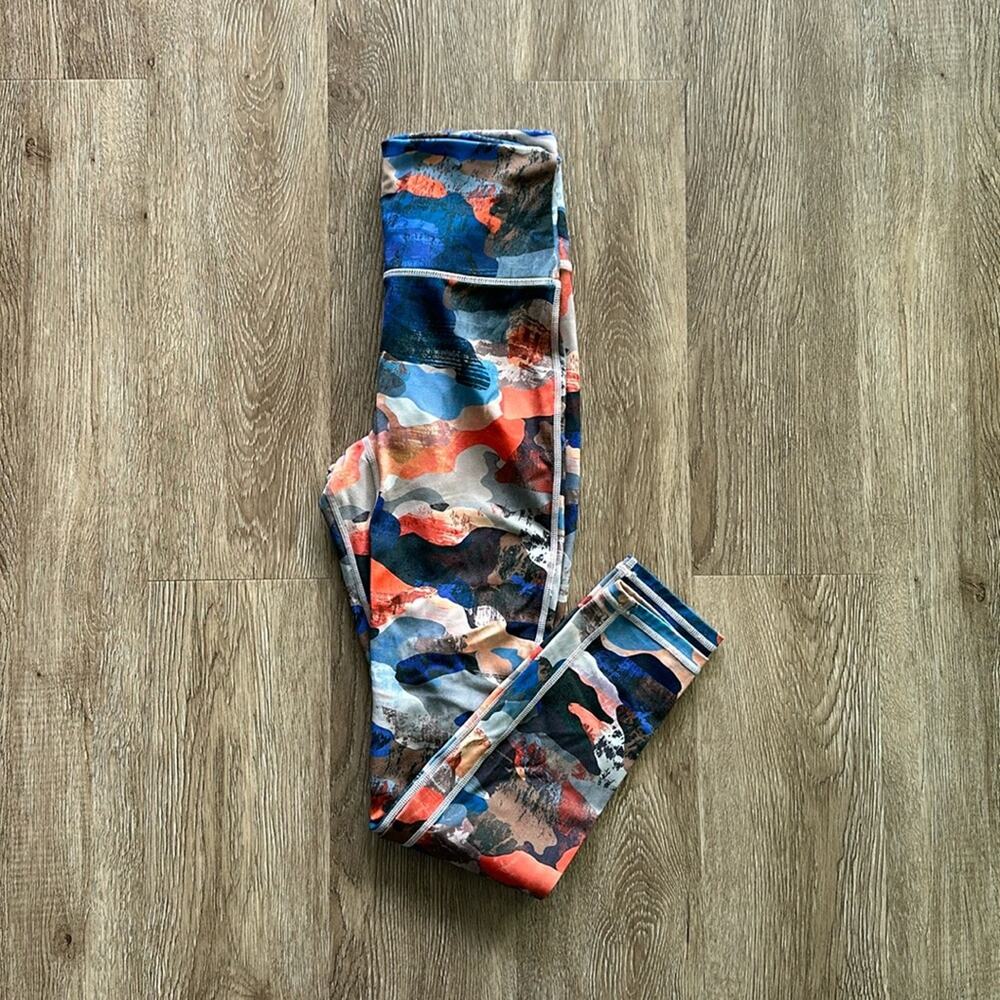 Fabletics‎ Anywhere Motion365 Ultra High Waisted 7/8 Legging Multi Color Small